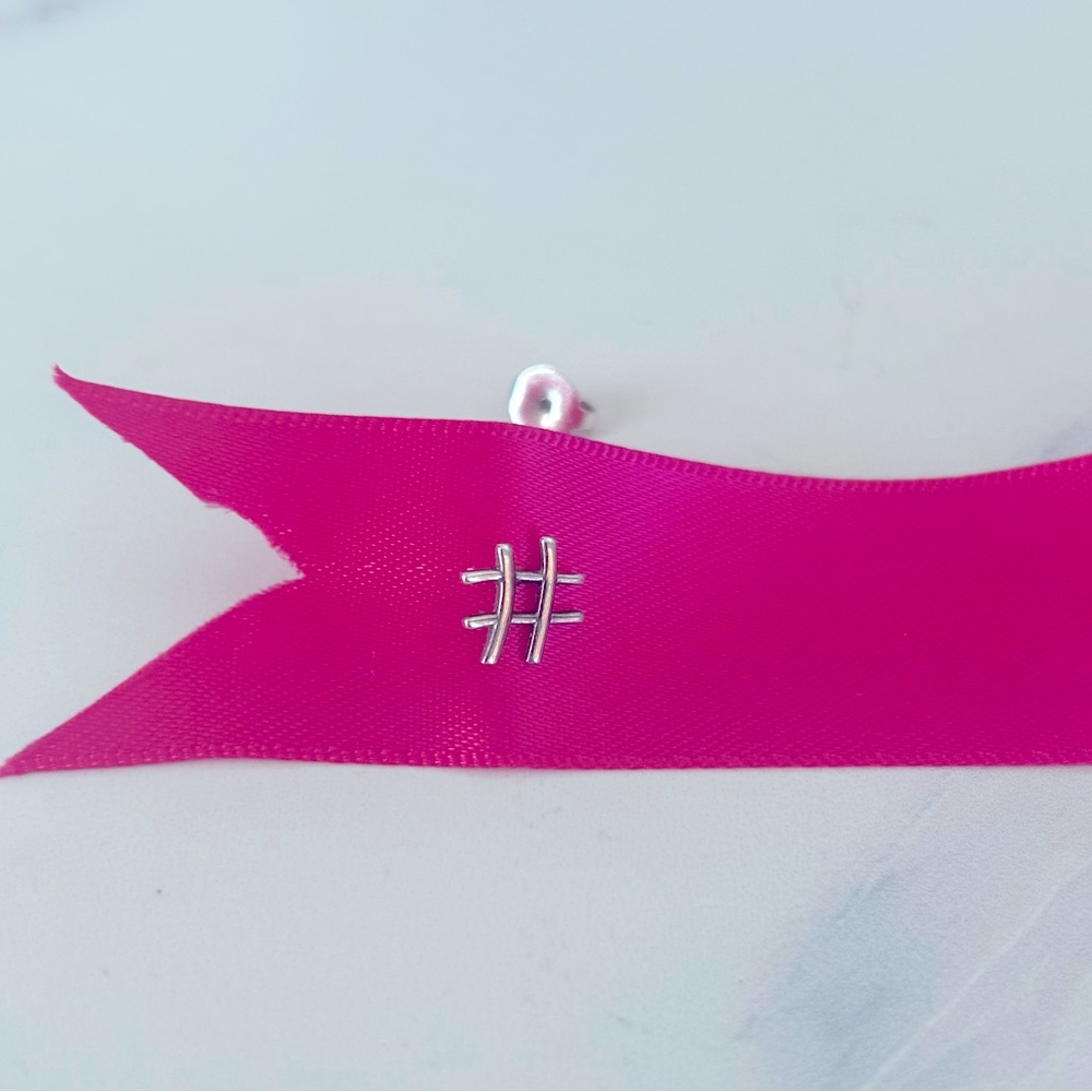 Tiffany & Co.  Single hashtag #️⃣ stud earring